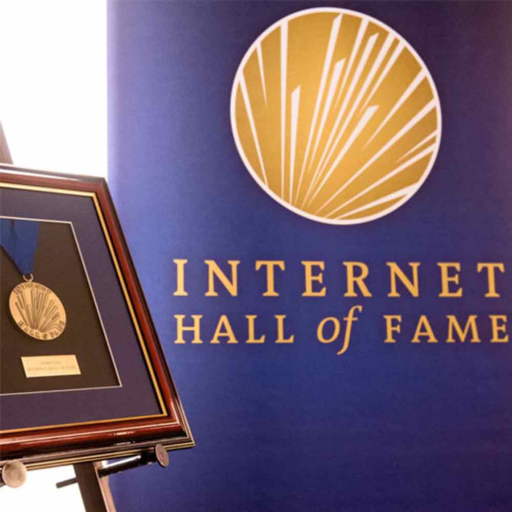 Ihof Medal In Frame And Banner